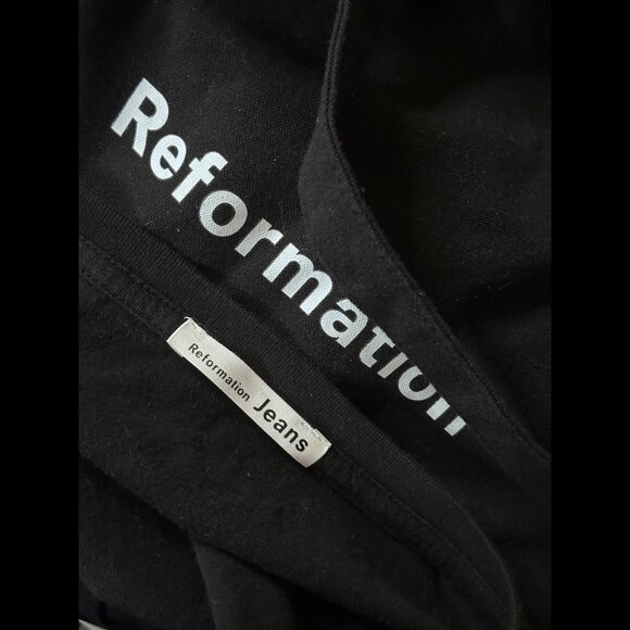 Reformation T Shirt Medium Womens Black Short Sleeve Basic Tee w Tote Bag V Neck - Picture 9 of 11